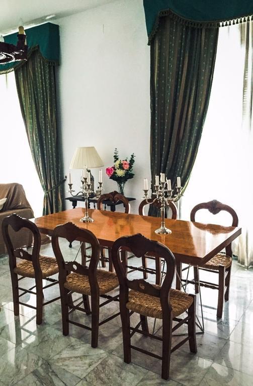 La Casa De Manolo Villa Cazalla de la Sierra Room photo